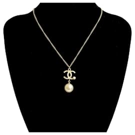Collana Choker in perle finte placcata oro Chanel Coco Mark