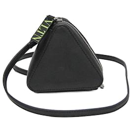 Pochette a Spalla Triangolo VLTN di Valentino Garavani