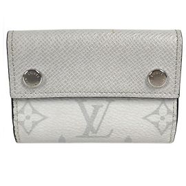 Louis Vuitton Taiga Rama Entdecker Kompaktgeldbörse