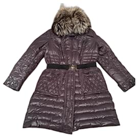Piumino Moncler Grigio Scuro con collo in pelliccia