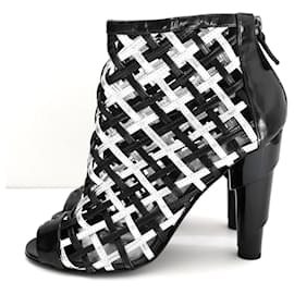 Botines de rejilla negros y plateados Chanel Resort 2009