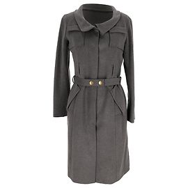 Abrigo con cinturón Roland Mouret en lana gris