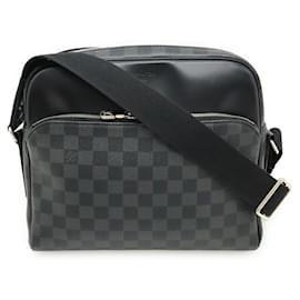 Borsa a tracolla Dayton PM Damier Graphite Louis Vuitton