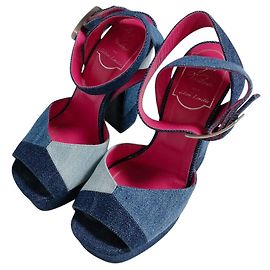 Sandali con piattaforma in denim Prismissic di Roger Vivier