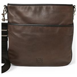 Borsa a Spalla Loewe Anagram in Marrone Scuro