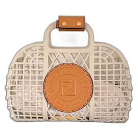 Borsa a mano Fendi Basket bianca in plastica