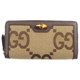 Portafoglio lungo in tela GG Jumbo Bamboo di Gucci