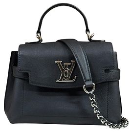 Bolsa de Ombro Lock Me Ever MINI da Louis Vuitton