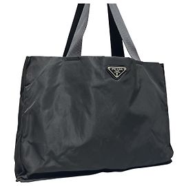 Schwarze Nylon-Tote mit Prada-Logo