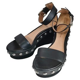 Autre Marque Sandales compensées en cuir cloutées Gianvito Rossi