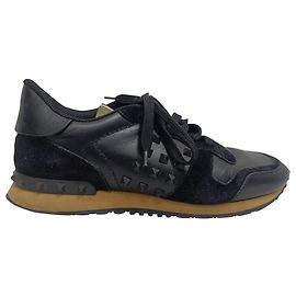 Sneakers basse Valentino Garavani Rockrunner in pelle di vitello nera