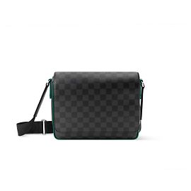 Louis Vuitton Nuovo Messenger District LV