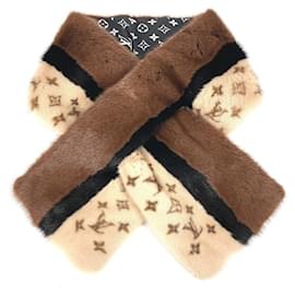 Bufanda Echarpe Monograma Louis Vuitton