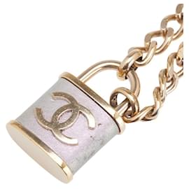 Collana a catena con motivo lucchetto Coco Mark di Chanel
