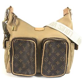 Borsa Hobo Cargo Monogram Pharrell Williams di Louis Vuitton