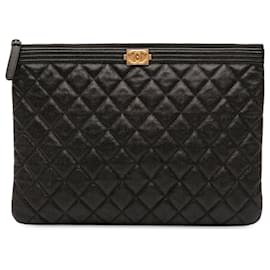 Clutch Chanel Boy O in Caviar Nero Trapuntato Medio