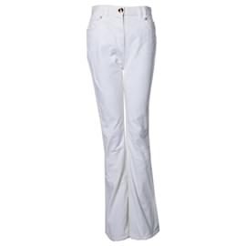 Jeans acampanados Balmain en blanco