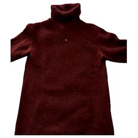 Suéter Chanel cuello alto oversize burdeos mohair S