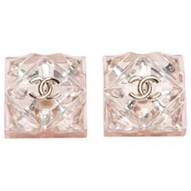 Punti quadrati in resina rosa - Chanel