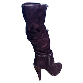 Sebastian Weiche Hohe Slouchy-Stiefel mit Ornamentabsatz.