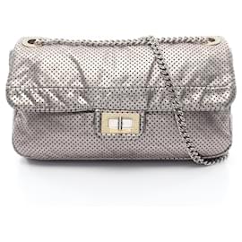Borsa a Spalla in Pelle Perforata Chanel 2.55