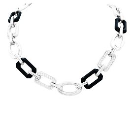 Collana Chanel, "Première Onyx", onice, diamanti, oro bianco.
