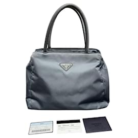 Borsa a mano in nylon tessuto blu chiaro grigio con logo Prada