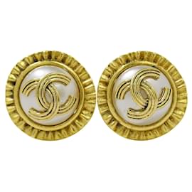 Orecchini Chanel CC in metallo con resina e perla finta