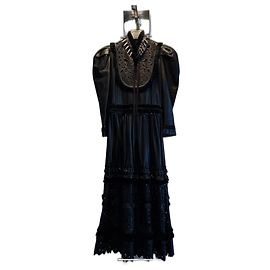 Vestido Gucci Cruise 2017 de cuero de cordero negro