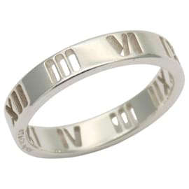 Anello Narrow Atlas di Tiffany & Co.
