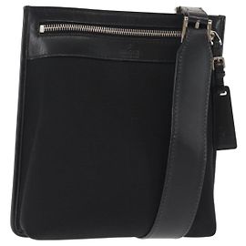 Borsa messenger piatta vintage Gucci in nylon e pelle