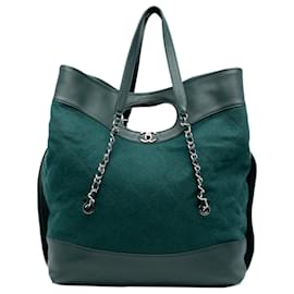 Borsa shopping Chanel verde extra large in lana e pelle di vitello 31