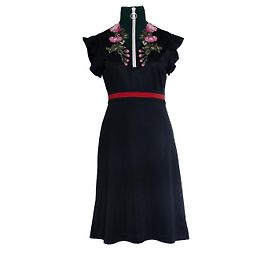 Vestido negro de jersey técnico con flores y cuello alto de Gucci