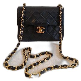 Chanel Mini Square Handtasche schwarzes Lammleder