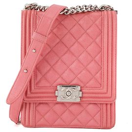CHANEL - Sac à bandoulière North South Boy Chanel en cuir caviar rose irisé