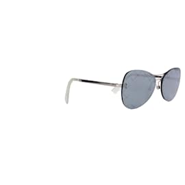 CHANEL - Gafas de sol aviador Chanel en metal plateado