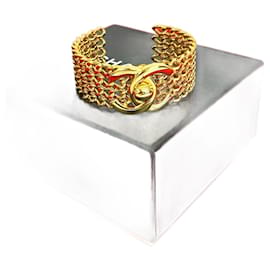 Bracciale Turnlock Coco Mark di Chanel