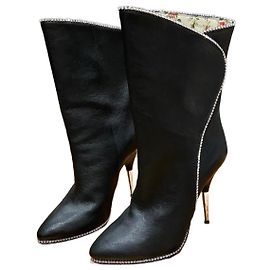 Stivaletti in pelle nera Gucci 37