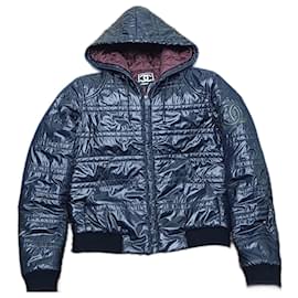 Incredibile Giacca Bomber con Cappuccio della Collezione Sportiva Rara di Chanel