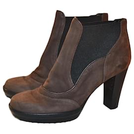 Stivaletti Tod's in pelle marrone