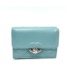 Chanel Hellblau Tri-Fold Geldbörse