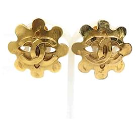 Orecchini a clip in metallo dorato Chanel Coco Mark