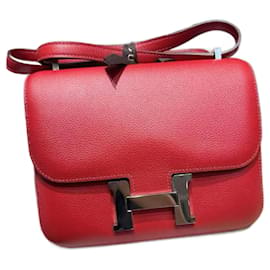 Borsa Hermès Constance rossa in pelle Epsom.