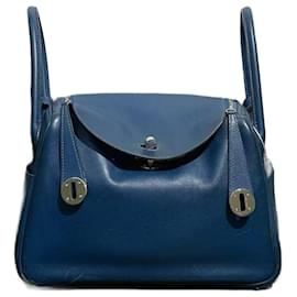 Borsa Lindy 26 in pelle di vitello Swift blu. - Hermès