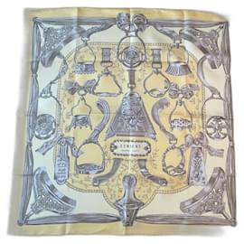 Hermès "Étriers" Seidenschal – Vintage-Design von Françoise de la Perrière