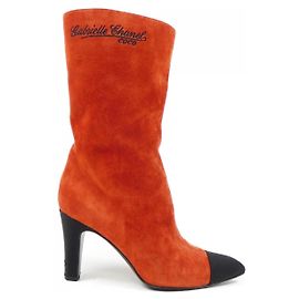 Stivali in satin in pelle di vitello scamosciata Chanel G33119Y51214