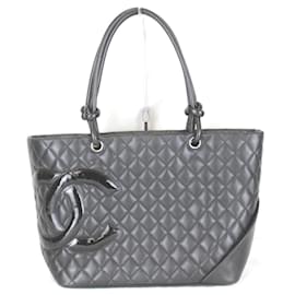 Große Tote-Tasche aus der Cambon-Linie von Chanel