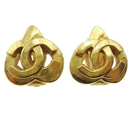 Cuore placcato oro con logo CC di Chanel