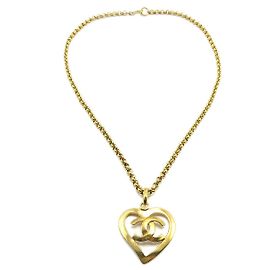 Pendente a cuore CC in metallo di Chanel