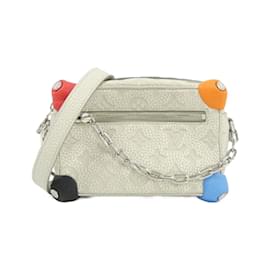 Borsa a Spalla Mini Soft Trunk in Taurillon di Louis Vuitton